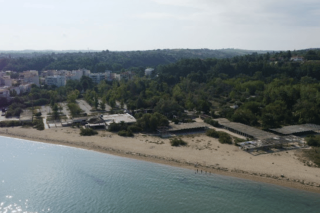Το κάμπινγκ Αγίας Τριάδας στη Χαλκιδική